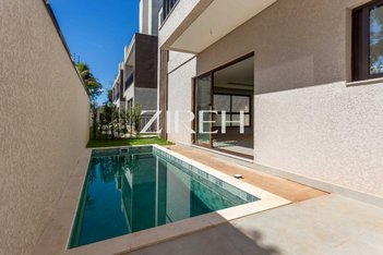 house em Rua Benvenuto Gusso, Boa Vista - Curitiba - PR