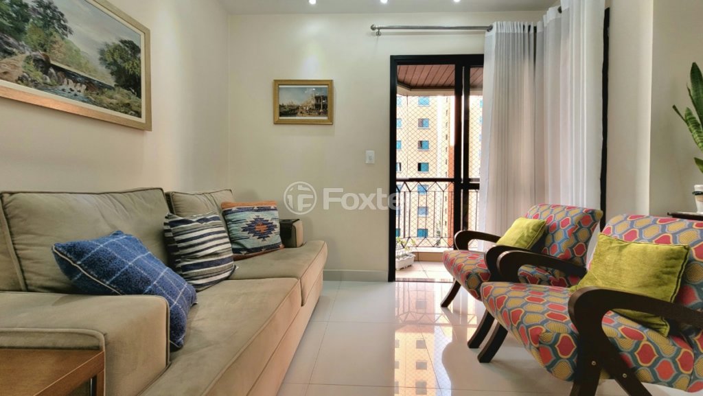 1737152521120-sala_20estar_20visao_20varanda.jpeg