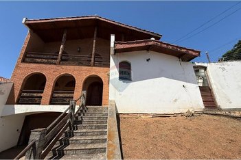 house em Alameda Espanha, Jardim Europa - Bragança Paulista - SP