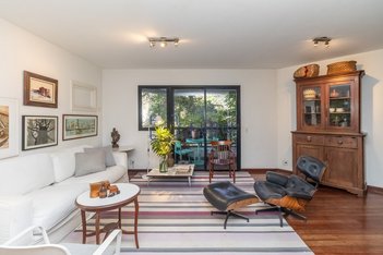 apartment em Rua Jandiatuba, Vila Andrade - São Paulo - SP