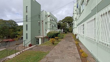 apartment em Rua Carlos Pessoa de Brum, Santo Antônio - Porto Alegre - RS