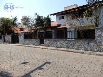 house em Rua Francisco Jose Vieira, Centro - Balneário Piçarras - SC