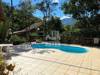 house em Rua Bernardo Coutinho, Araras - Petrópolis - RJ