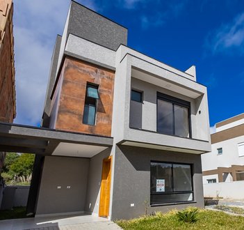 house em Rua Irma Schreiner Maran, Santa Cândida - Curitiba - PR