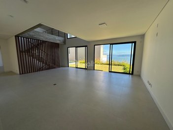 house em Haroldo Soares Glavan, Cacupé - Florianópolis - SC