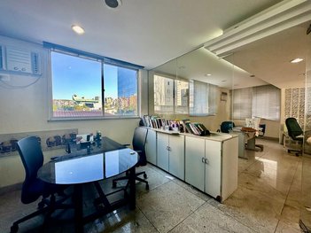 office em Rua Antônio de Albuquerque, Savassi - Belo Horizonte - MG