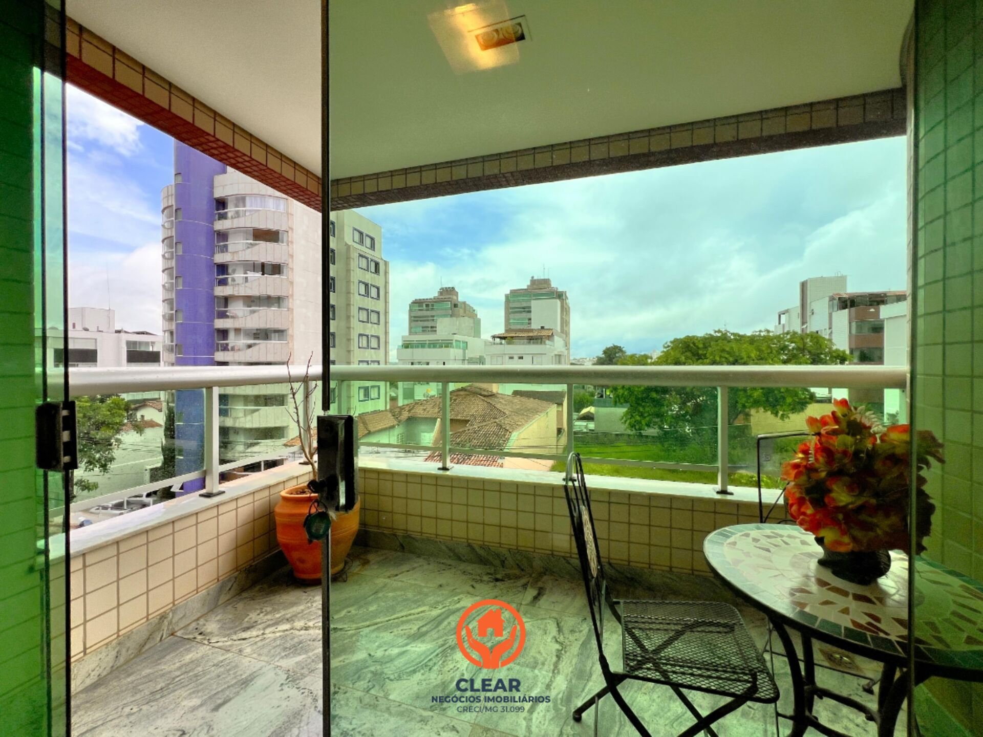 Apartamento com 4 quartos — Castelo, Belo Horizonte