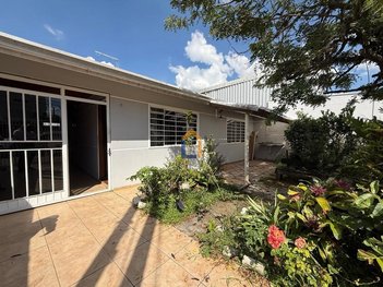 house em Rua Dante Luiz Júnior, Capão Raso - Curitiba - PR