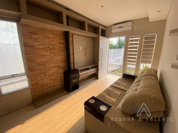 house em Rua Viana do Castelo, Laranjal - Pelotas - RS