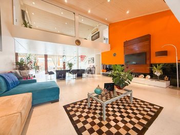 house em Rua Regente Feijó, Glória - Joinville - SC