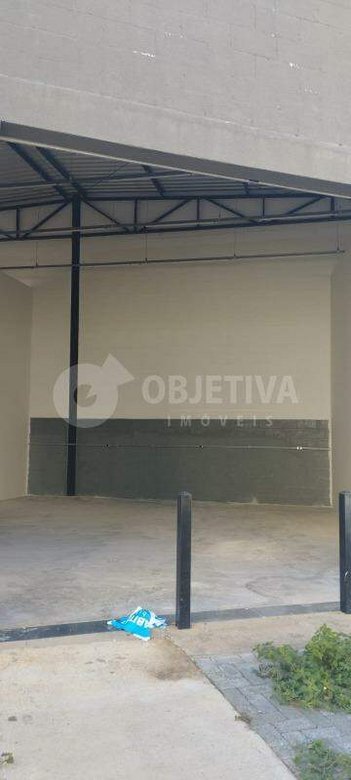 industrial em Rua Marco Aurelio Resende dos Santos, Jardim Europa - Uberlândia - MG