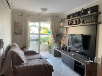 apartment em Delminda Silveira, Agronômica - Florianópolis - SC