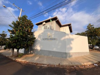 house em Rua Edmundo Techio, Vila Nova Botucatu - Botucatu - SP