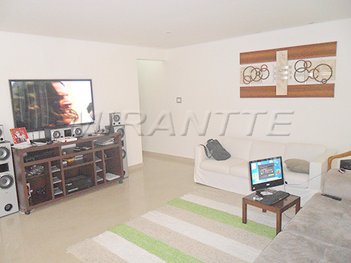 house em Rua Márcio Henrique Geenen, Vila Irmãos Arnoni - São Paulo - SP
