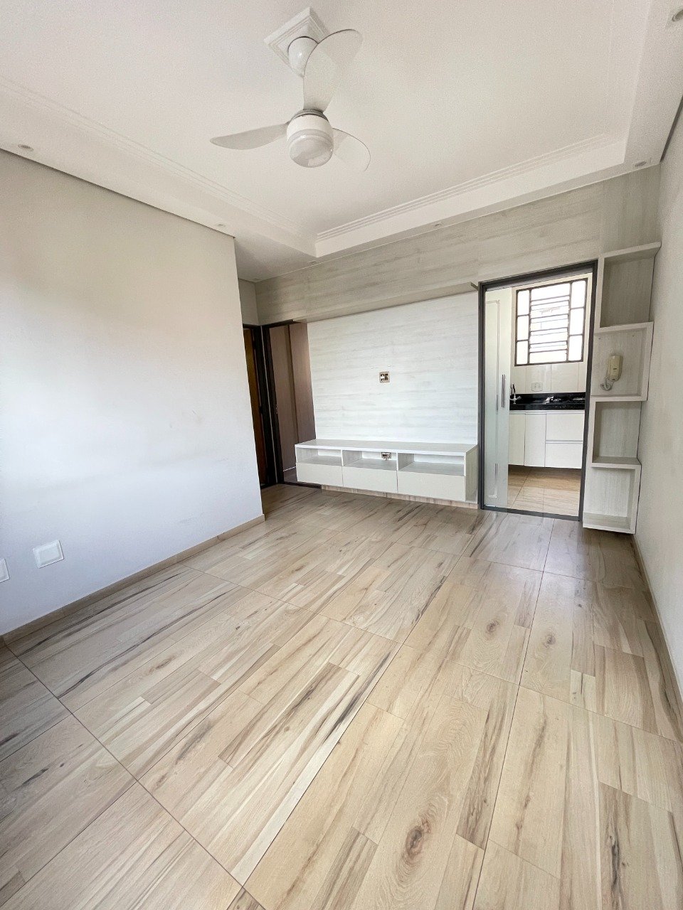 Apartamento com 2 quartos — Santa Mônica, Belo Horizonte