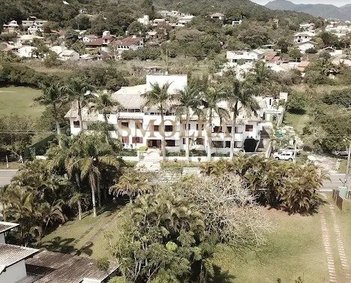 hotel em Estrada Jornalista Jaime de Arruda Ramos, Ponta das Canas - Florianópolis - SC