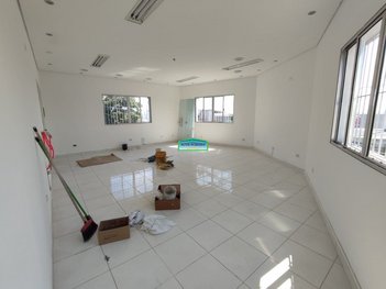 office em Agamenon Magalhães, Vila Santa Edwiges - São Paulo - SP