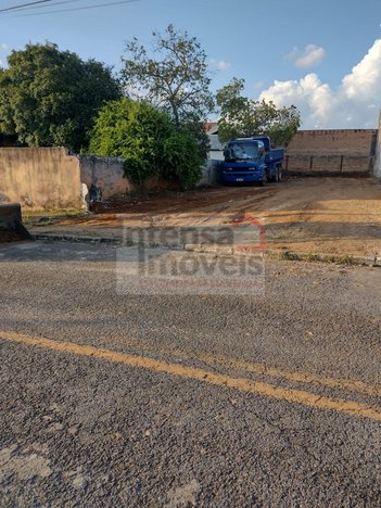 land_lot em Rua Bernardina Cople de Souza Brum, Loteamento Parque Piracangaguá - Taubaté - SP