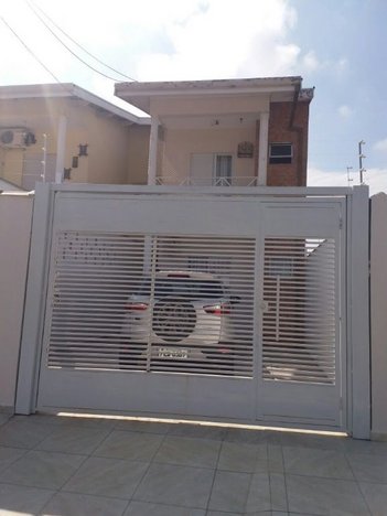 house em Rua Manaus, Conjunto Habitacional Terra dos Ipês I (Sul) - Pindamonhangaba - SP