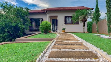 house em Rua Benvindo Giordani, Planalto - Santa Rosa - RS