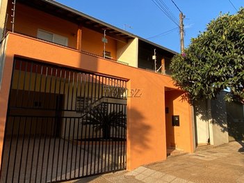 house em Rua Colômbia, Vila Brasil - Londrina - PR