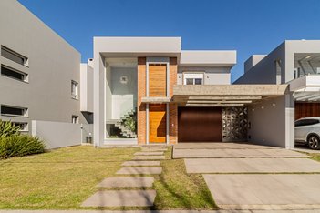 house em Avenida Adolfo Fetter, Laranjal - Pelotas - RS