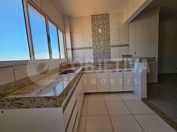 apartment em Rua Adhemar de Freitas Macedo, Alto Umuarama - Uberlândia - MG