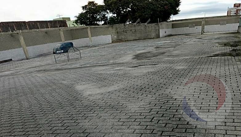 FOTO 5 TERRENO ESTREITO