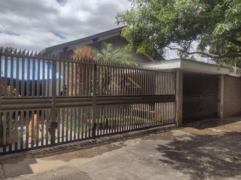 house em Avenida Osvaldo Cruz, São Luiz - Piracicaba - SP