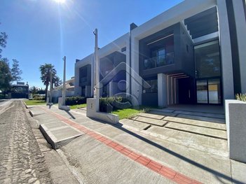 house em Rua Rio Negro, Centro - Xangri-Lá - RS