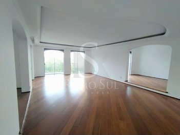apartment em Avenida Washington Luís, Santo Amaro - São Paulo - SP