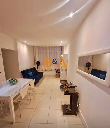 apartment em Avenida Nossa Senhora de Copacabana, Copacabana - Rio de Janeiro - RJ
