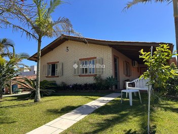 house em Rua do Pingüim, Campeche - Florianópolis - SC