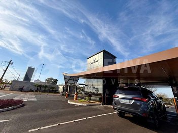 house em Avenida Vereador Carlito Cordeiro, Jardim Botânico - Uberlândia - MG