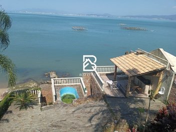 house em Rafael da Rocha Pires, Sambaqui - Florianópolis - SC