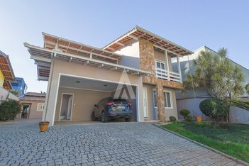 house em Rua Ernesto Ravache, Santo Antônio - Joinville - SC