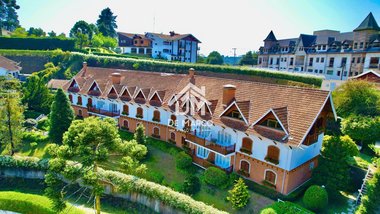apartment em Rua José Cassio de Macedo Soares, Vila Capivari - Campos do Jordão - SP