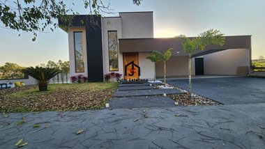 house em Avenida Doutor José Wenceslau Júnior, Morada dos Nobres - Taubaté - SP