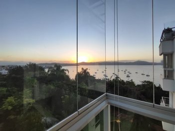apartment em Rodovia Tertuliano Brito Xavier, Jurerê - Florianópolis - SC