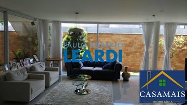 apartment em Rua Silvinha Araújo, Chácaras São Carlos - Cotia - SP