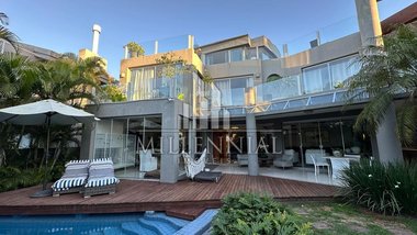 house em Rua dos Pargos, Jurerê Internacional - Florianópolis - SC