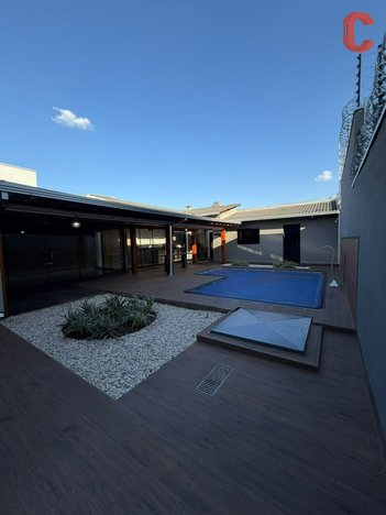 house em Rua Jesuíno Veloso do Carmo, Residencial Interlagos - Rio Verde - GO