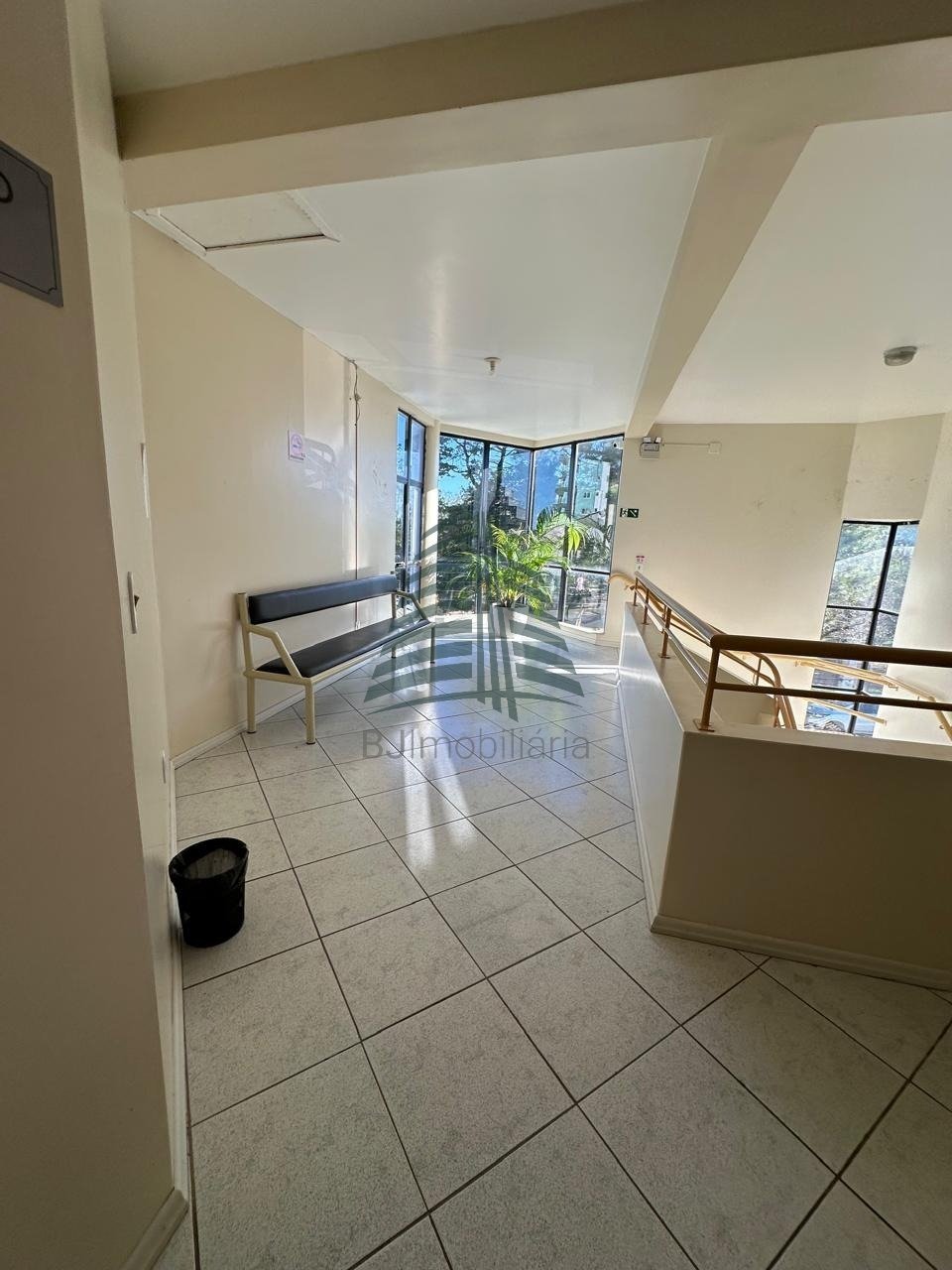 a5ead1b0-04a2-46da-8094-0edd56c82489