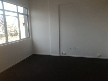 office em Protasio Alves, Três Figueiras - Porto Alegre - RS
