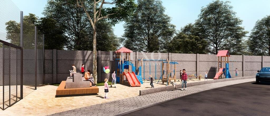 250_playground.jpg