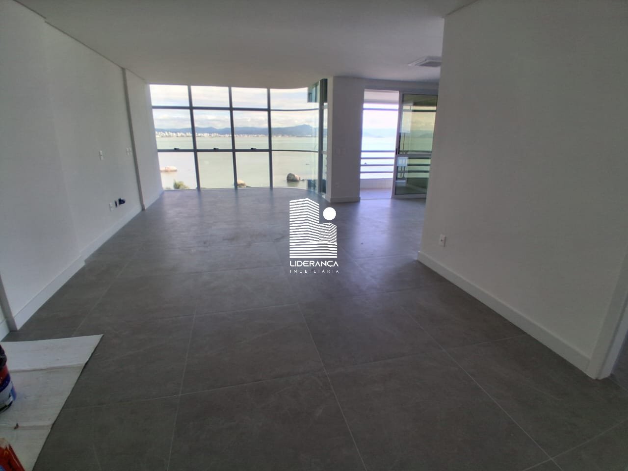 WhatsApp Image 2025-08-28 at 14.00