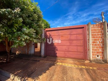 house em Rua Guanabara, Flor de Maio - Dourados - MS