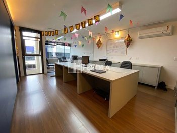 office em CLN 211 Bloco A, Asa Norte - Brasília - DF