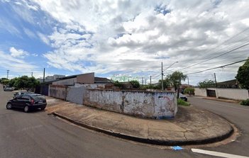 land_lot em Rua Amendoinzeiro, Leonor - Londrina - PR