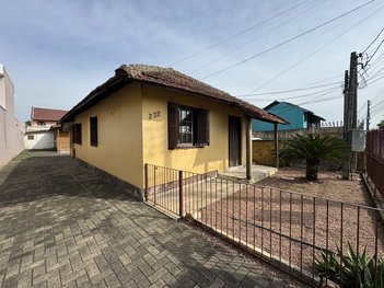house em Rua Brigadeiro Ivo Borges, São Luis - Canoas - RS